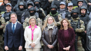 El gobierno concluyó la primera fase del traslado de internos al complejo penitenciario de Marcos Paz