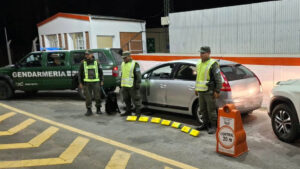Gendarmería secuestró más de 7 kilos de cocaína en un control vehicular en San Juan