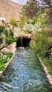 Escapada Termal de 4 Días con Amigos y Familia
