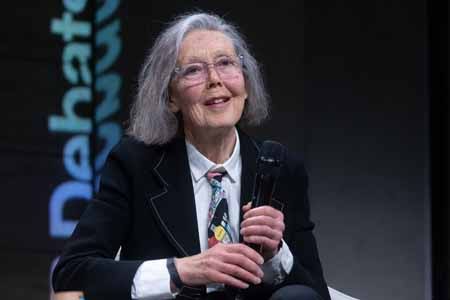 La escritora canadiense Anne Carson ganó el Premio Nobel de Literatura 2026