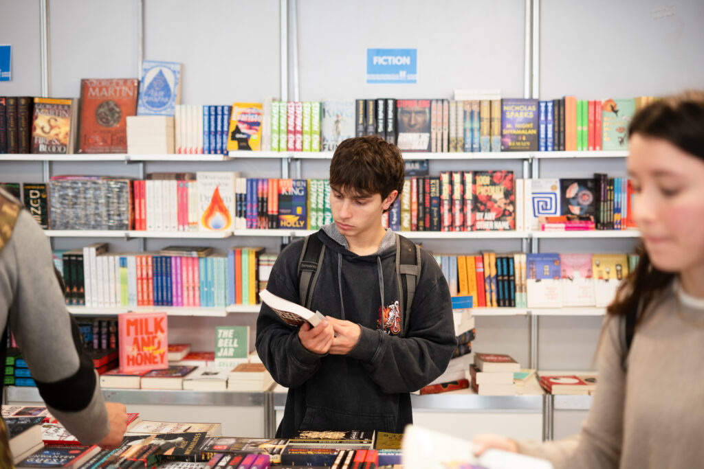 Novelas juveniles, Harry Potter y la Scaloneta: las propuestas para jóvenes que copan la FILRos