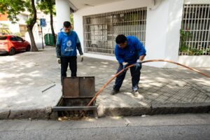 Alerta por tormentas: el municipio intensifica los trabajos de higiene en toda la ciudad